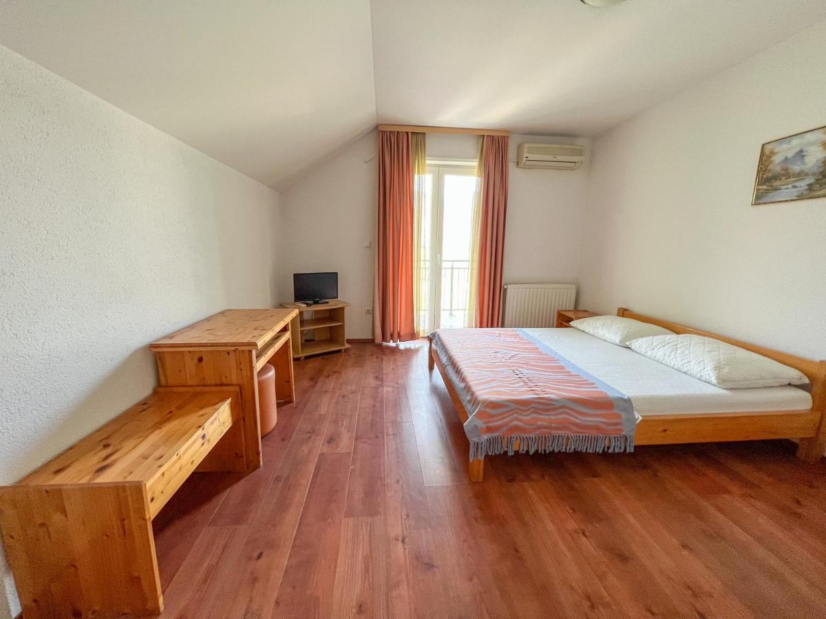 Hotel & Restaurant Babic Vranovaca Eksteriør bilde