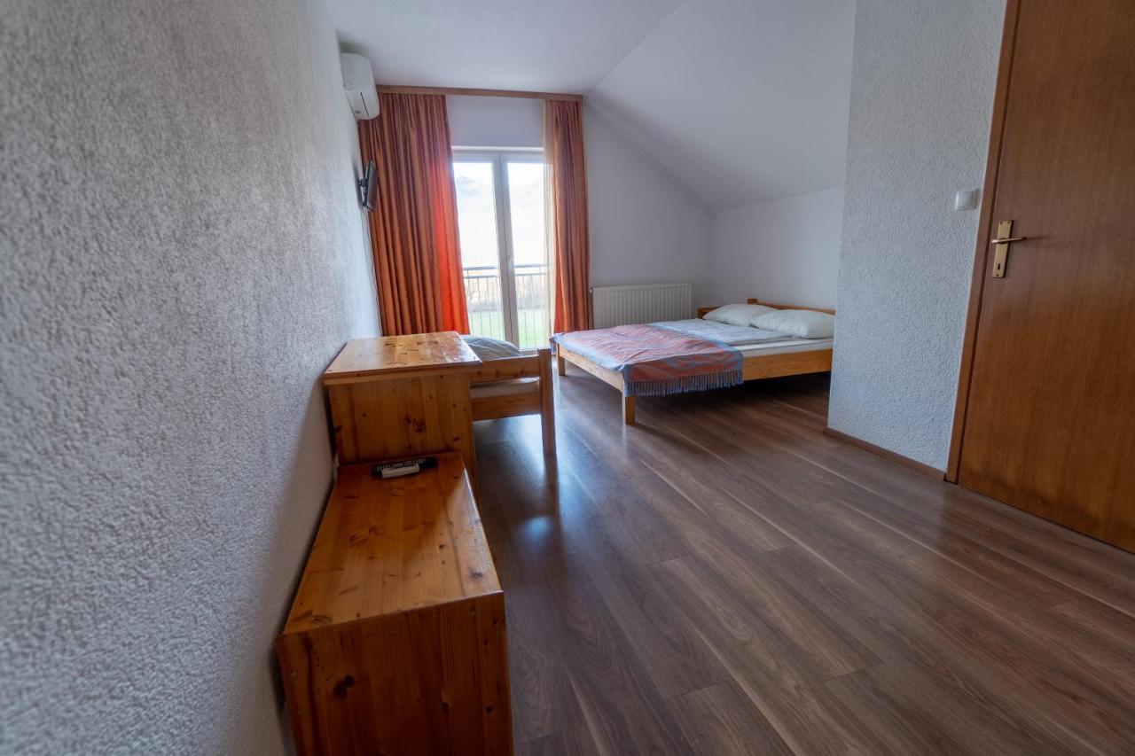 Hotel & Restaurant Babic Vranovaca Eksteriør bilde