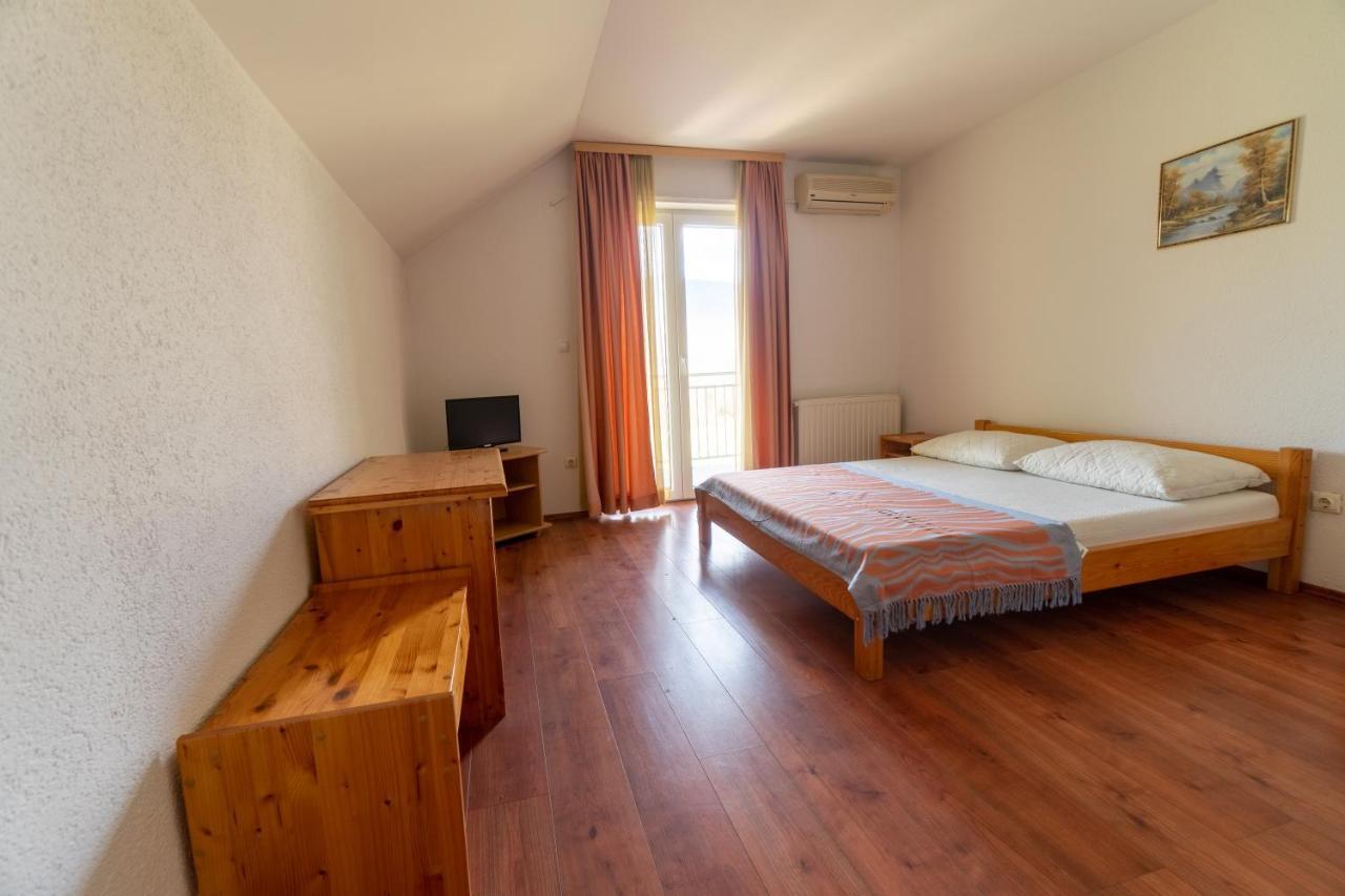 Hotel & Restaurant Babic Vranovaca Eksteriør bilde