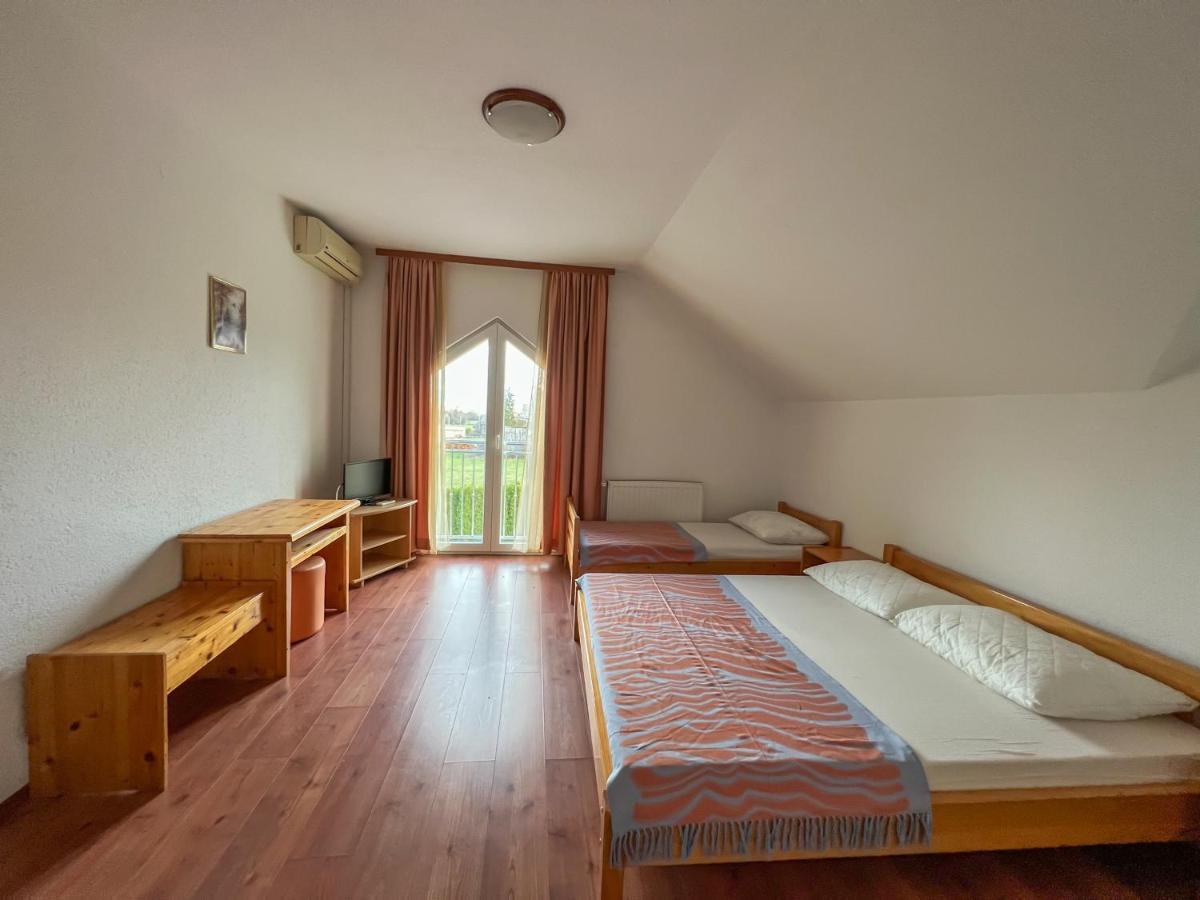 Hotel & Restaurant Babic Vranovaca Eksteriør bilde
